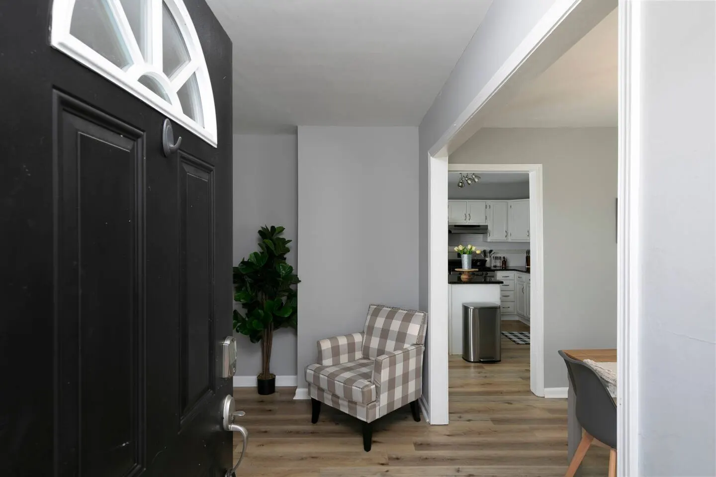 Serene Ranch Retreat with 2 King and 1 Queen Beds 6