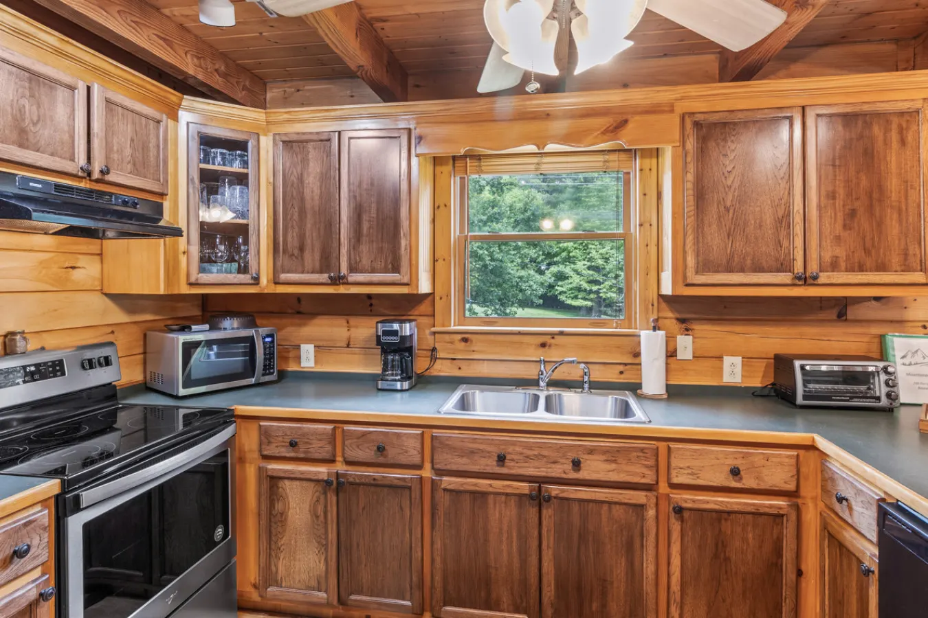Mountaineer Log Cabin Near ASU W/Outdoor Soaking Tub! 17