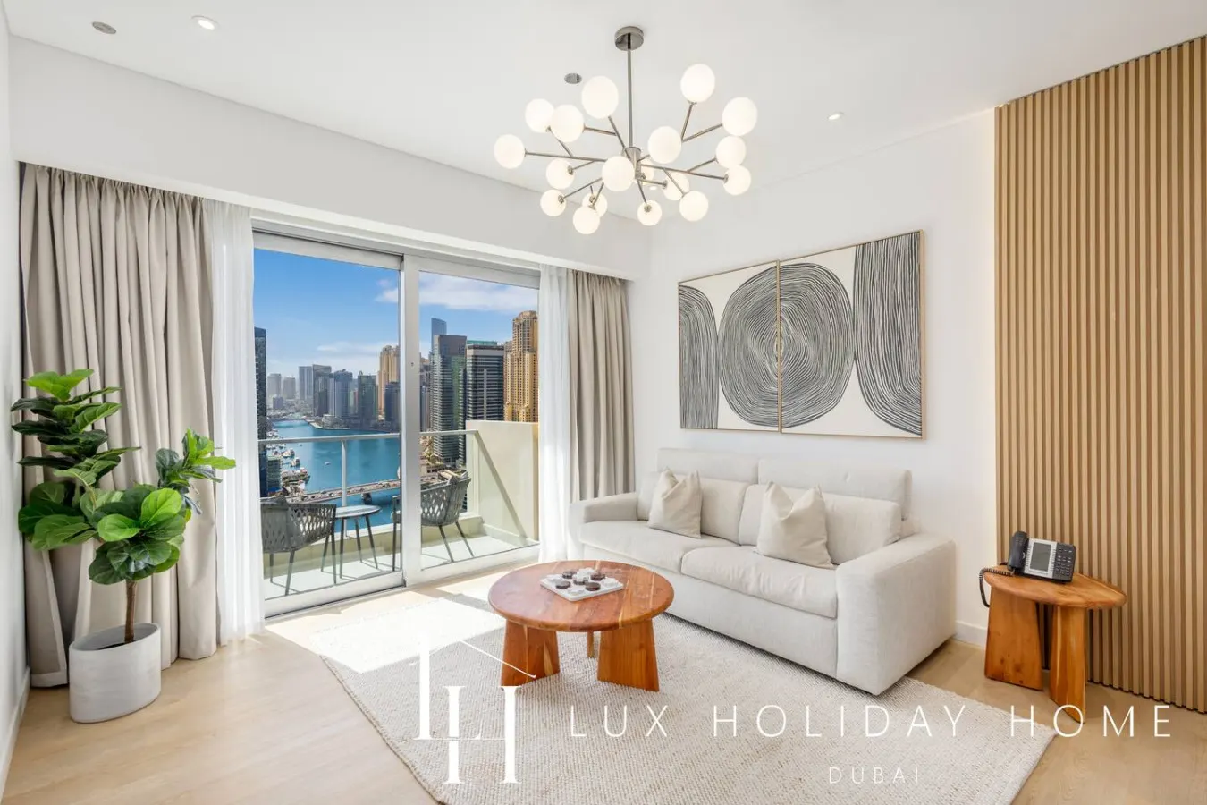 LUX | The JW Marina Suite 5