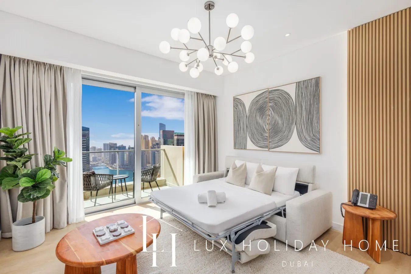 LUX The JW Marina Suite 5 10