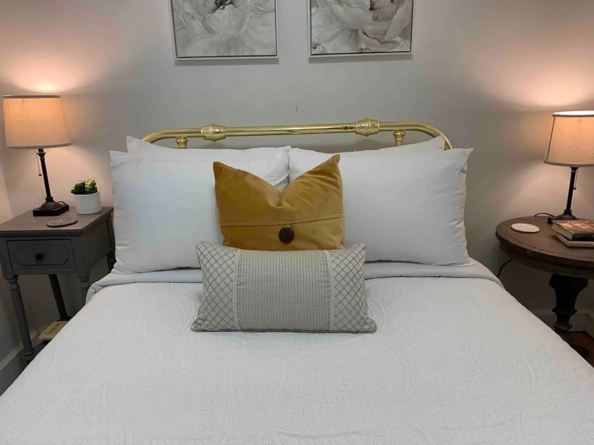 Jailer's Cottage 130-Year-Old Gem Sleeps 12 17