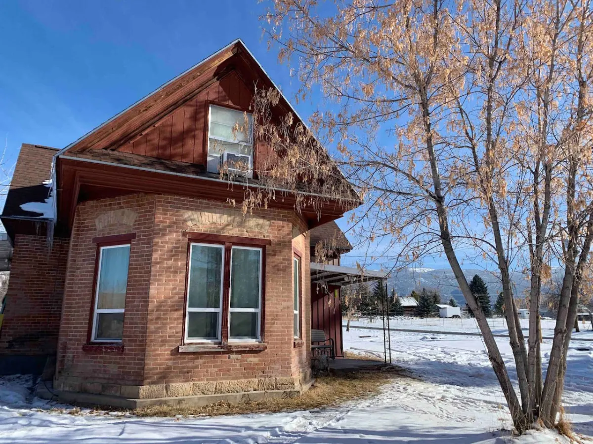 Jailer's Cottage 130-Year-Old Gem Sleeps 12 6