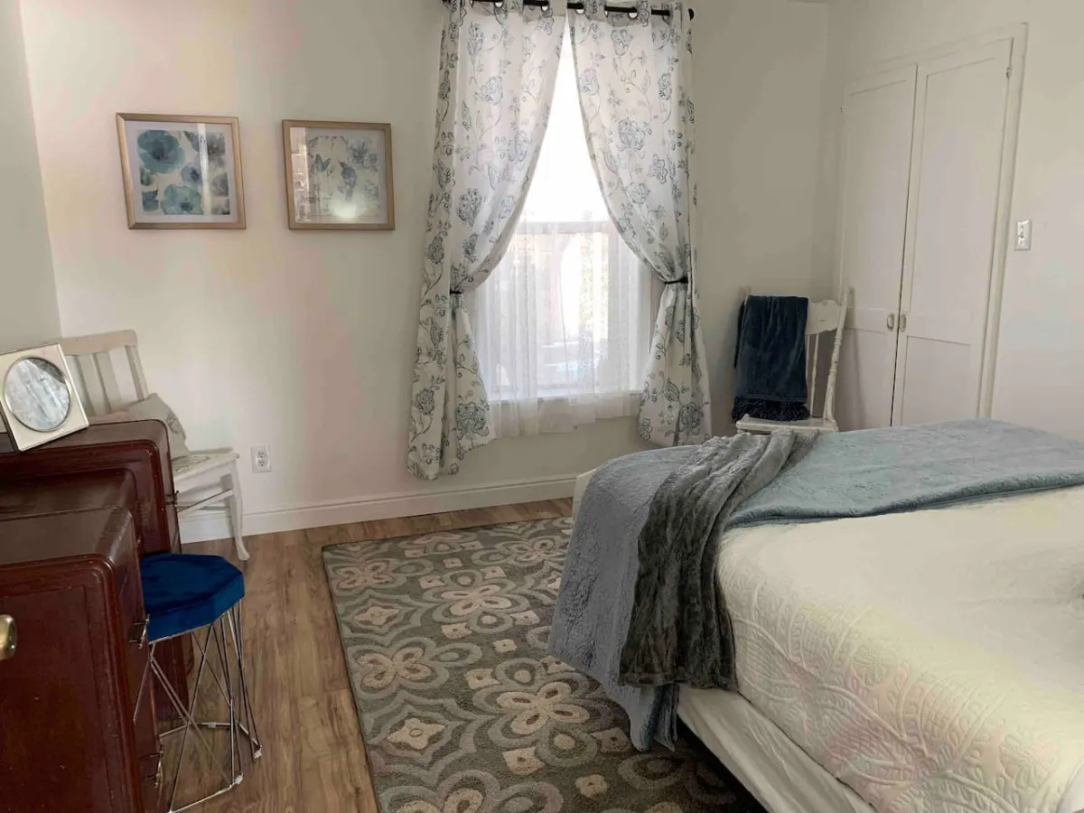 Jailer's Cottage 130-Year-Old Gem Sleeps 12 8