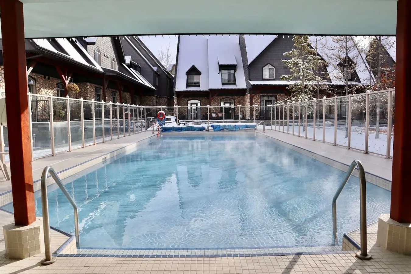 Mountain View Townhome with Pool & Banff Passes 8
