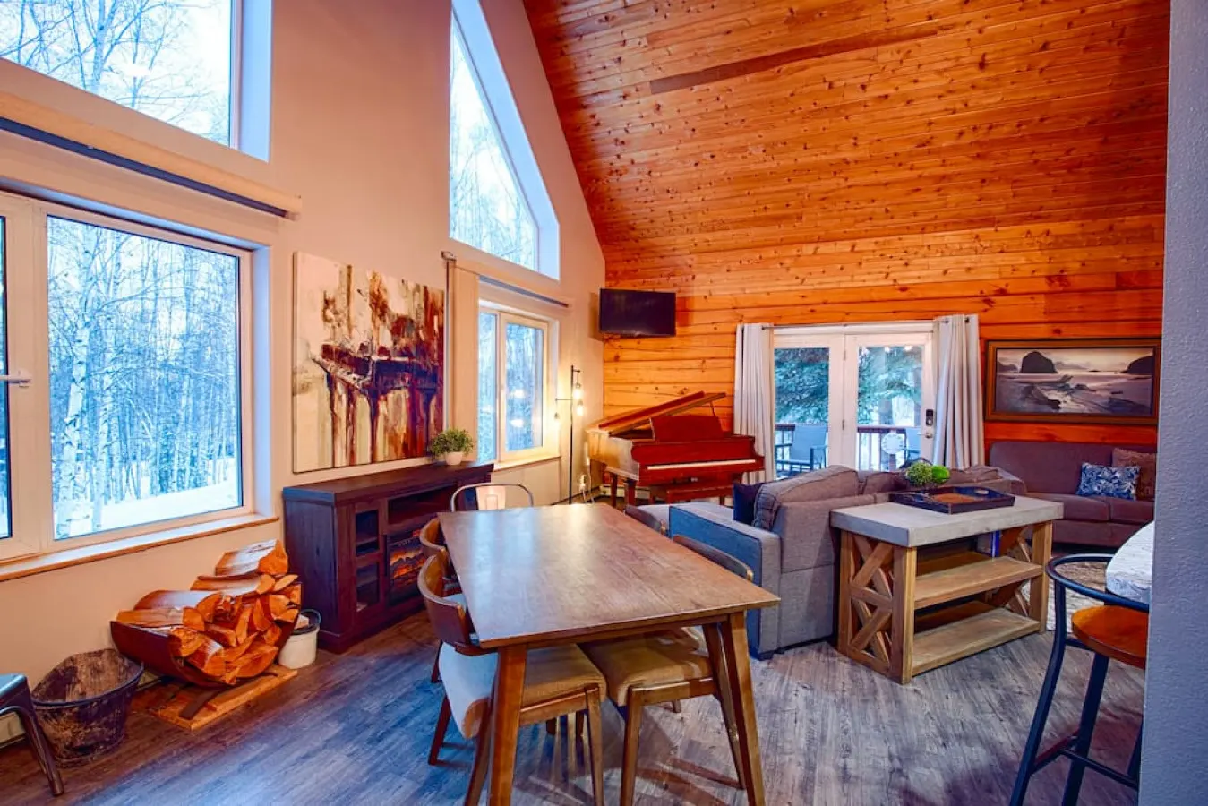 Corporate Cabin Aurora Refuge 12