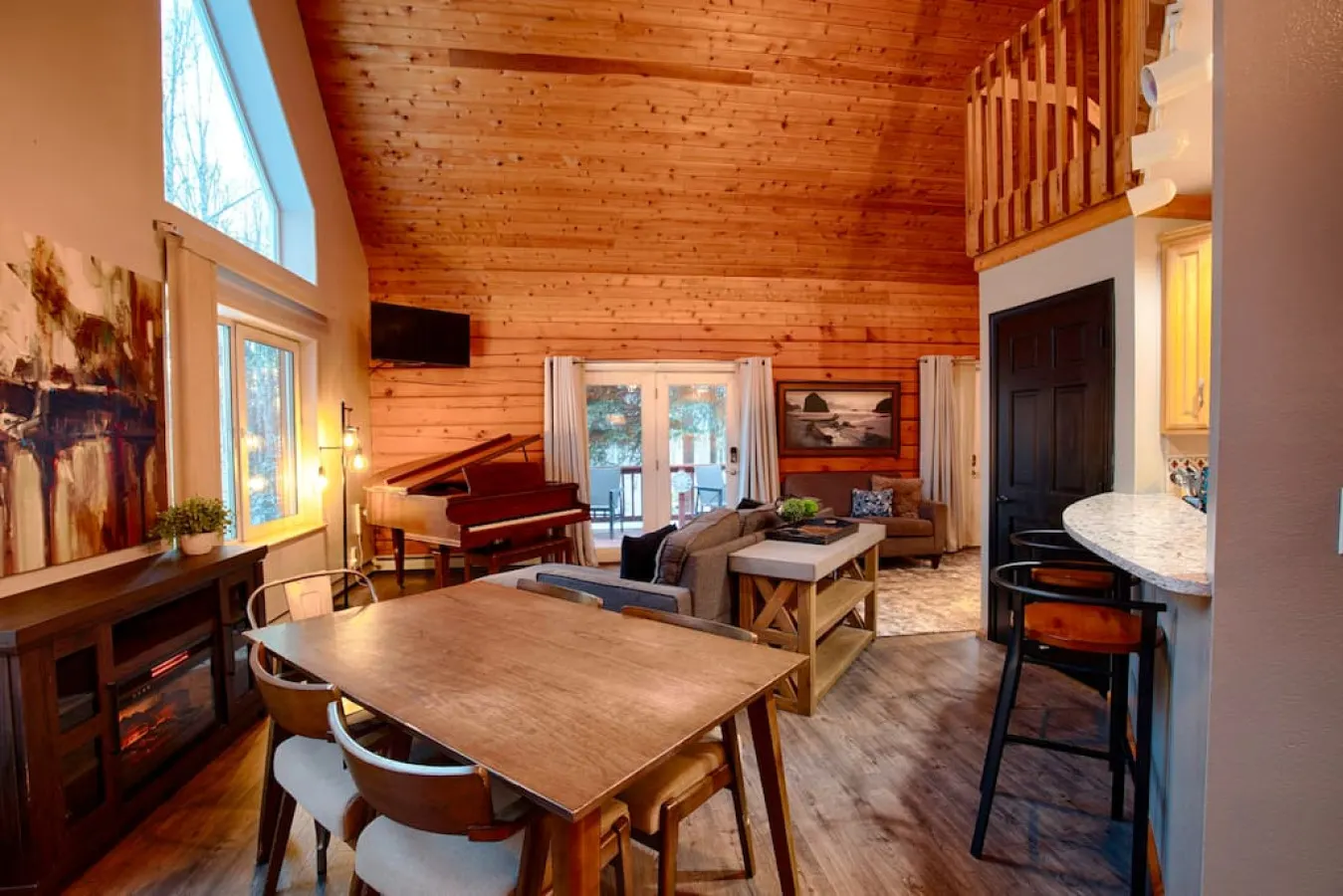 Corporate Cabin Aurora Refuge 14