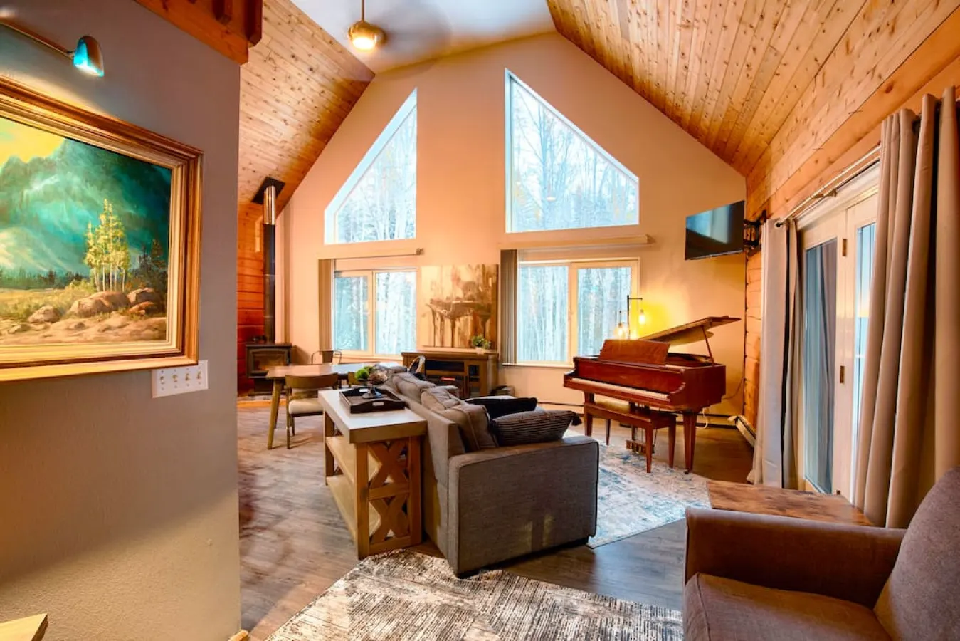Corporate Cabin Aurora Refuge — photo 3