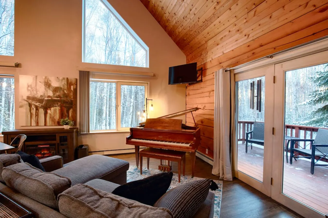 Corporate Cabin Aurora Refuge — photo 5