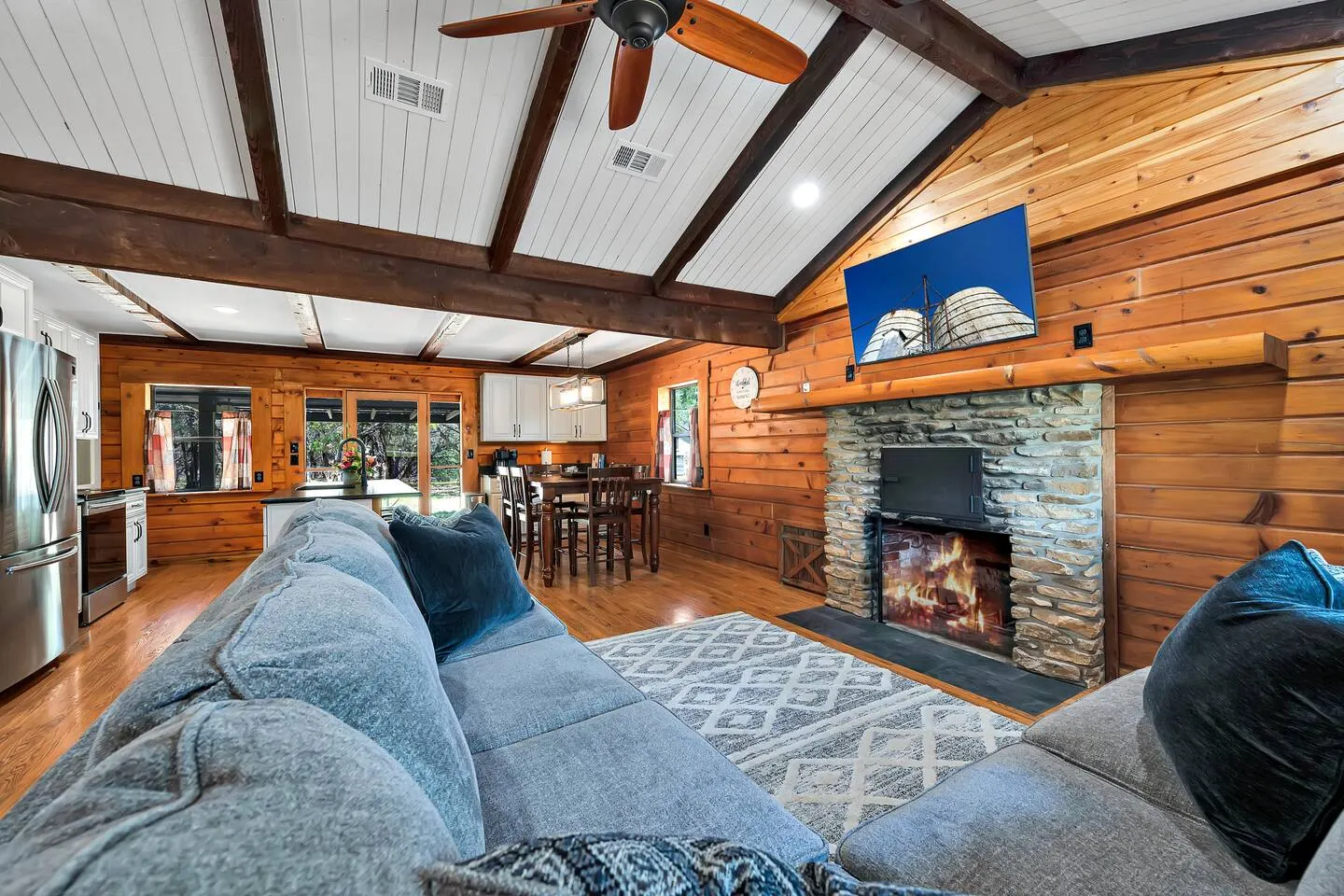 Shady Oaks Cabin - Waco/Magnolia/Baylor 1
