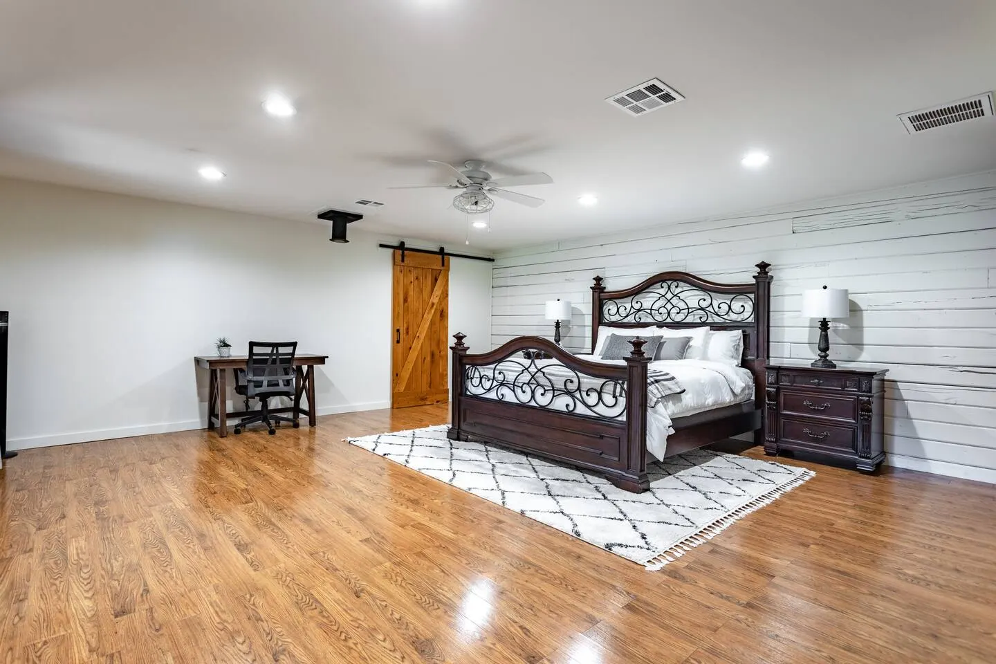 Shady Oaks Cabin - Waco/Magnolia/Baylor 2