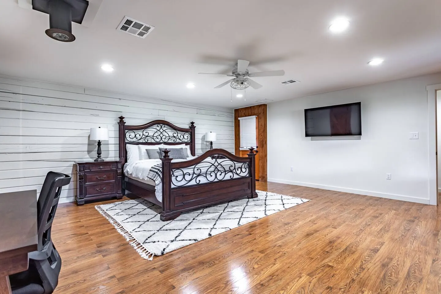 Shady Oaks Cabin - Waco/Magnolia/Baylor 7