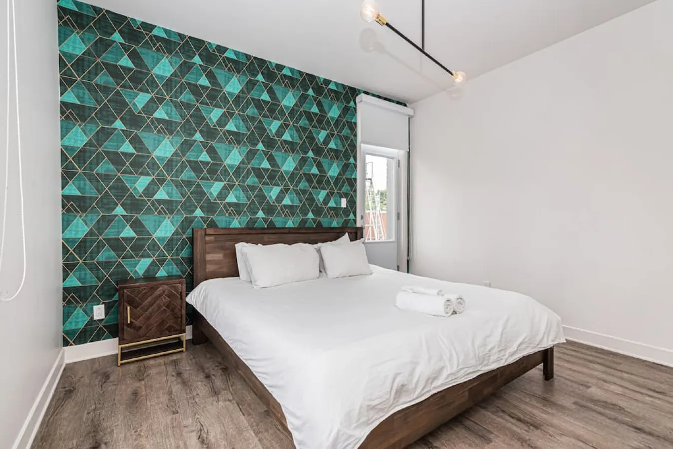 Mile End - 2 Bedroom Luxury in the Mile End - Unit 302 13