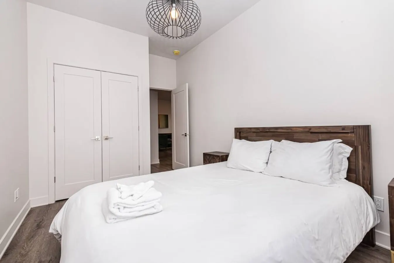 Mile End - 2 Bedroom Luxury in the Mile End - Unit 302 16