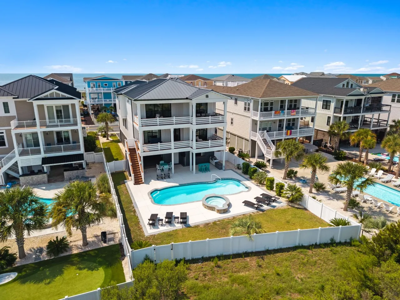 New Listing - Beech to Beach 6