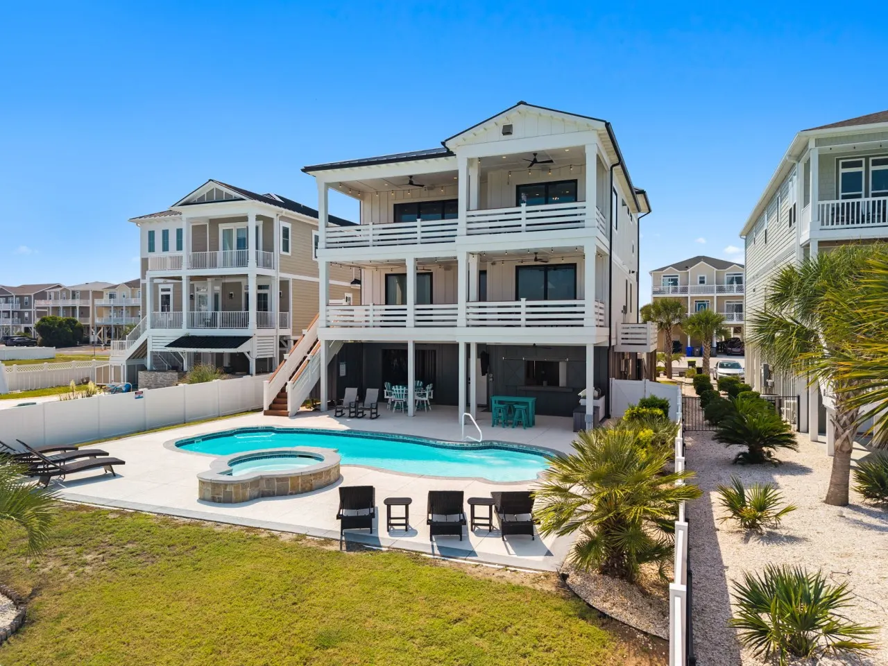 New Listing - Beech to Beach 7