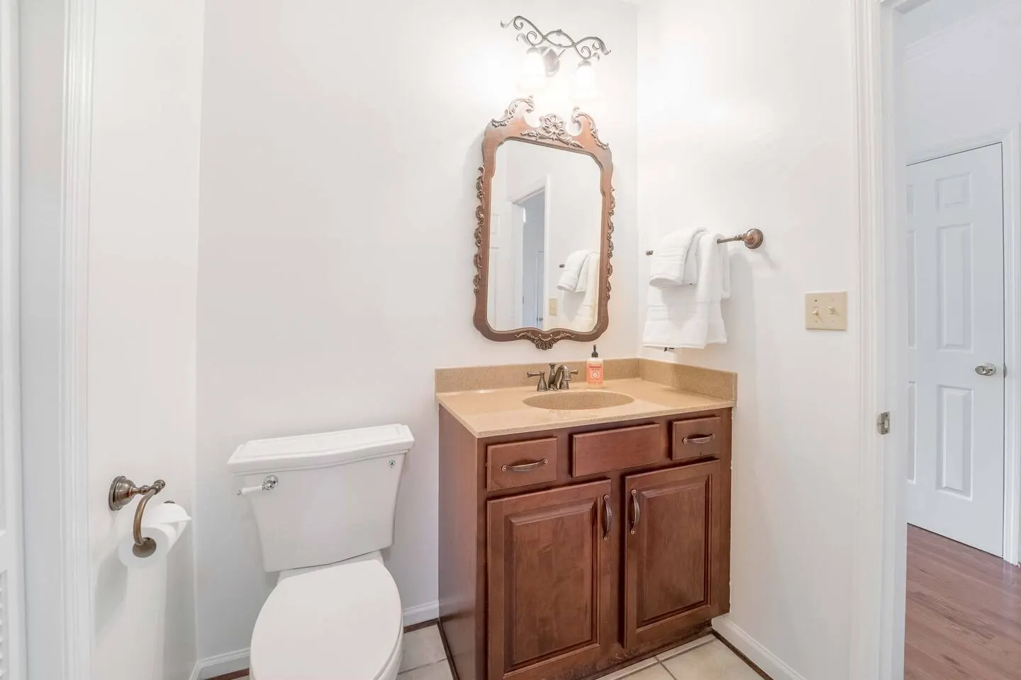 18 beds & 12 bathrooms - Cul-De-Sac Cluster 11