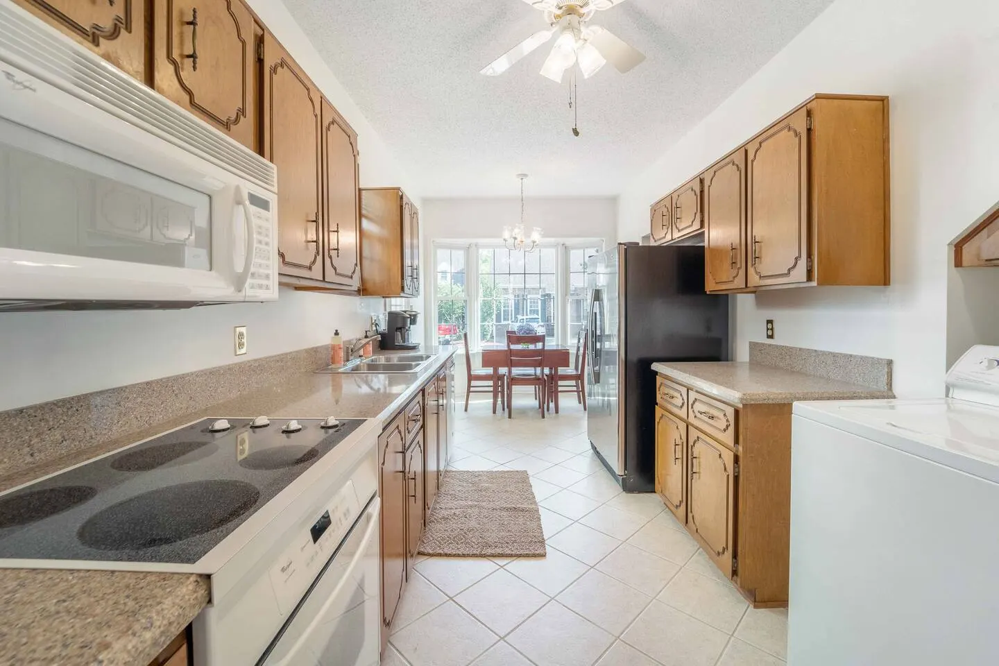 18 beds & 12 bathrooms - Cul-De-Sac Cluster 8