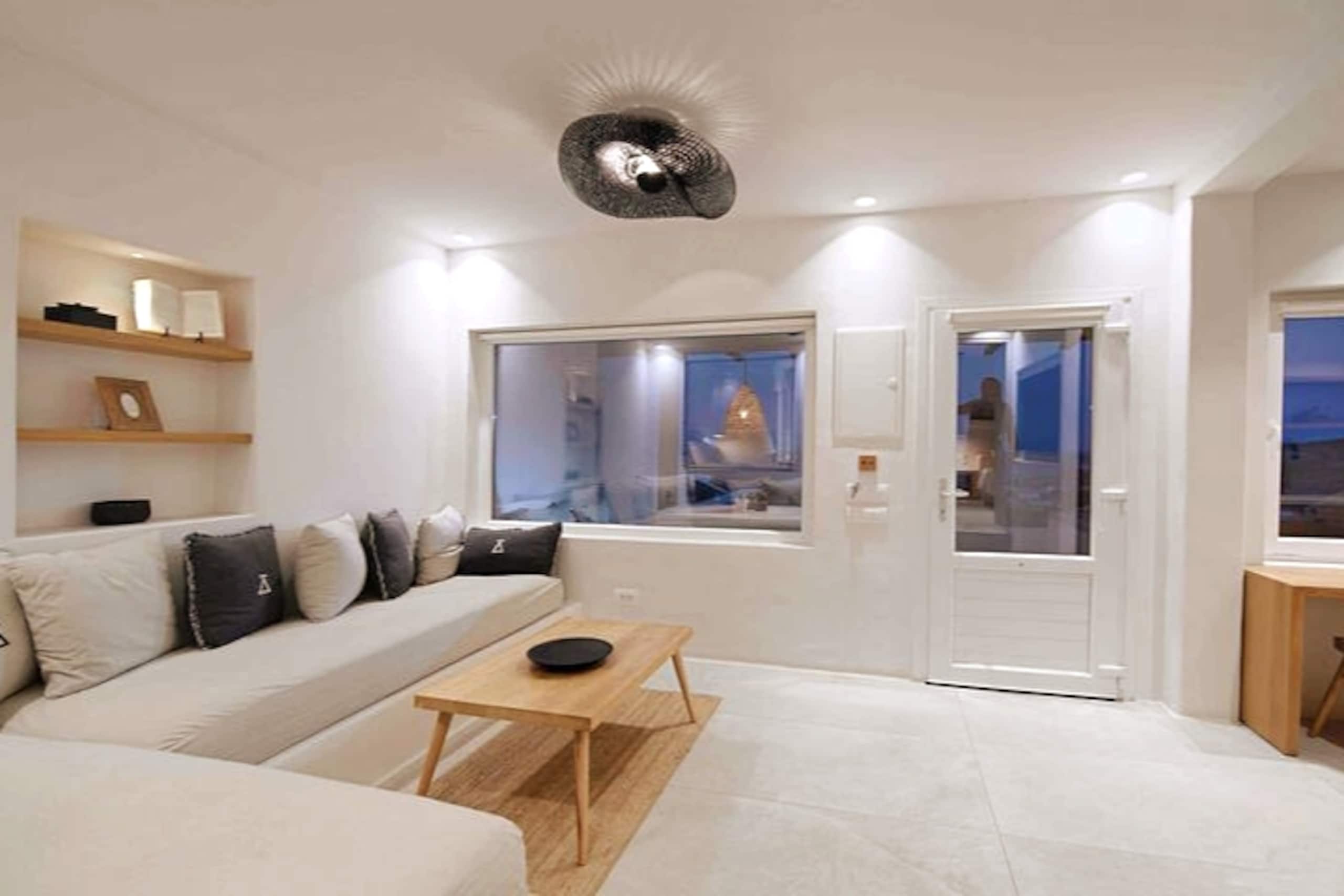 VLIA Mykonos Phos | Sea View Jacuzzi Residence 8