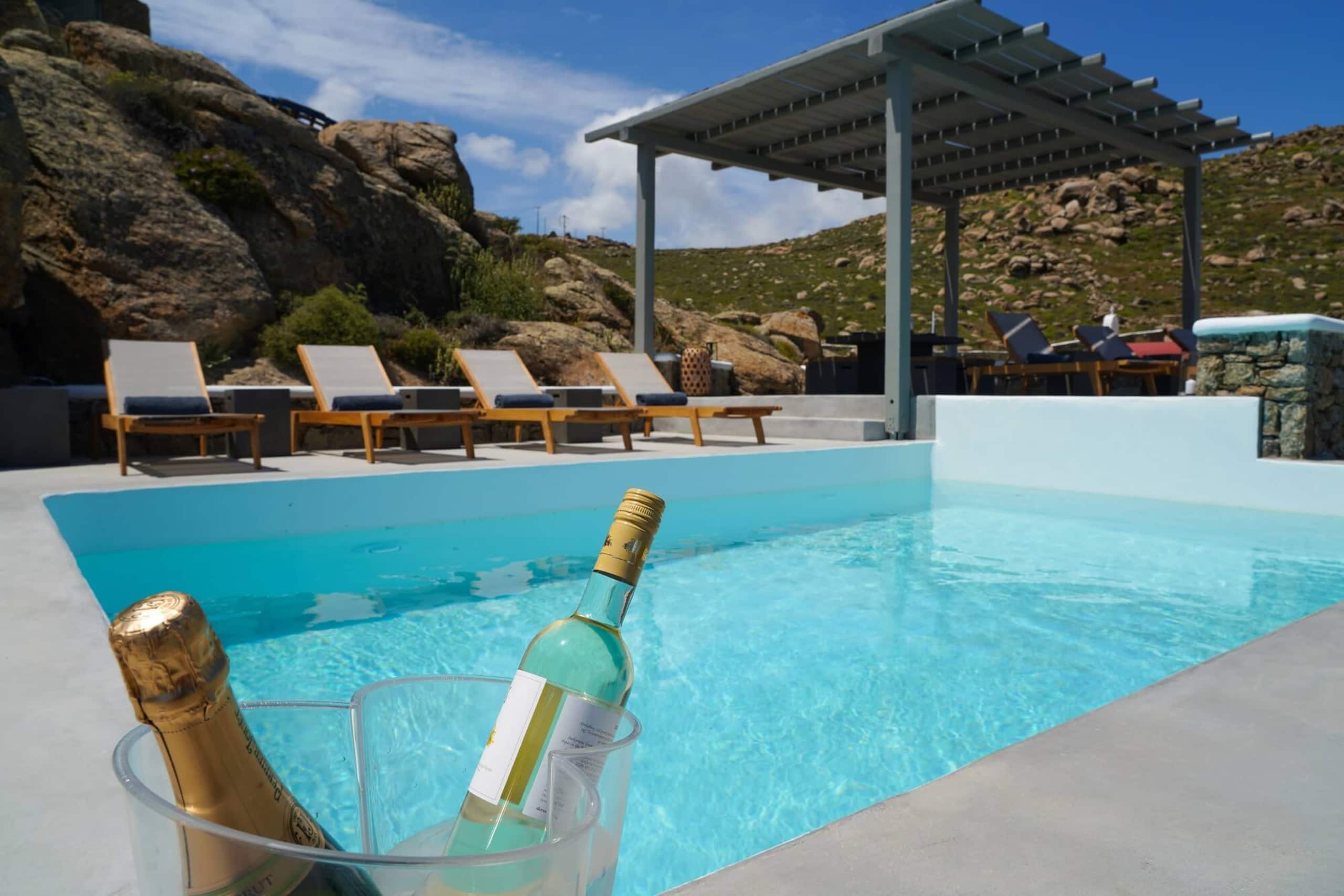 Magdaline Room - Pool, Views, Memories at Paradise 22