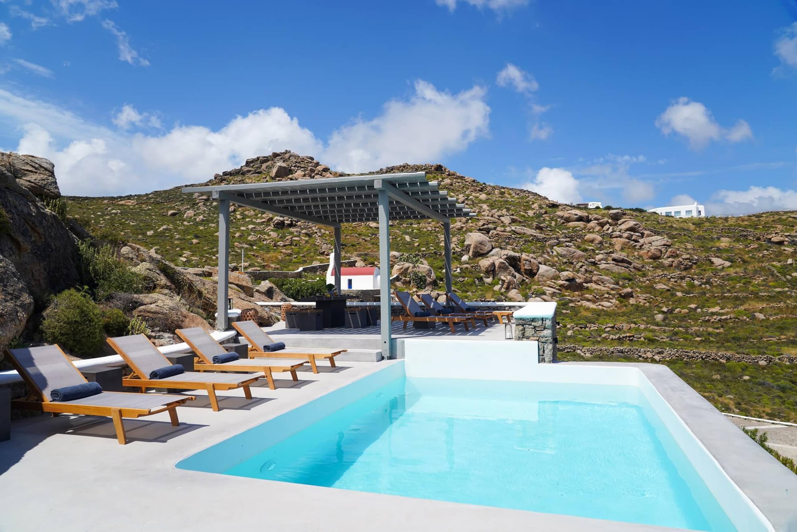 Magdaline Room - Pool, Views, Memories at Paradise — photo 2