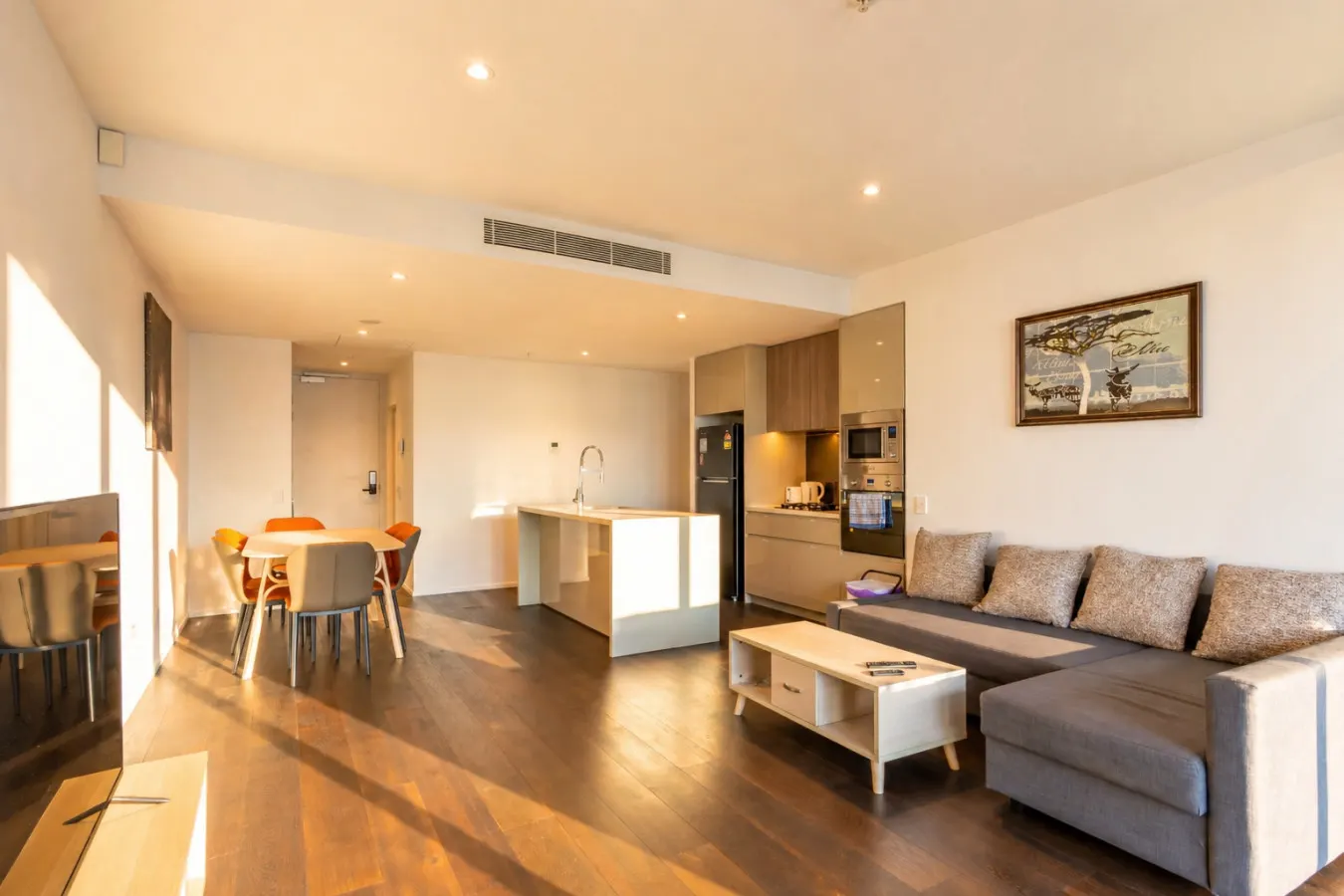 Mascot 2BR/2BA Station, Shops + Free Parking 19