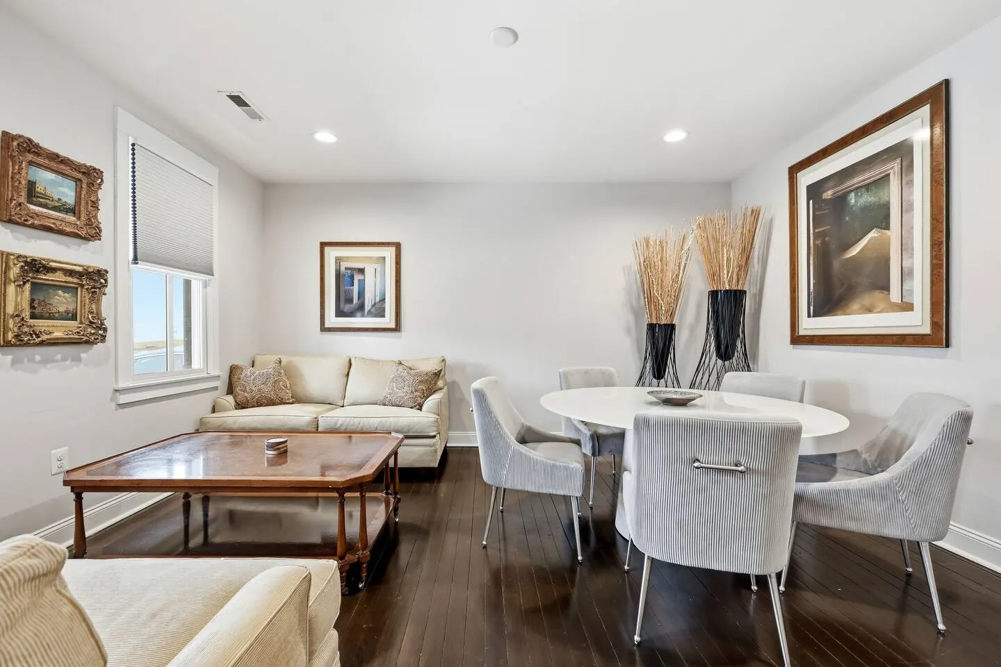 Renovated 3B/3B Home Downtown Private Fire Pit 11