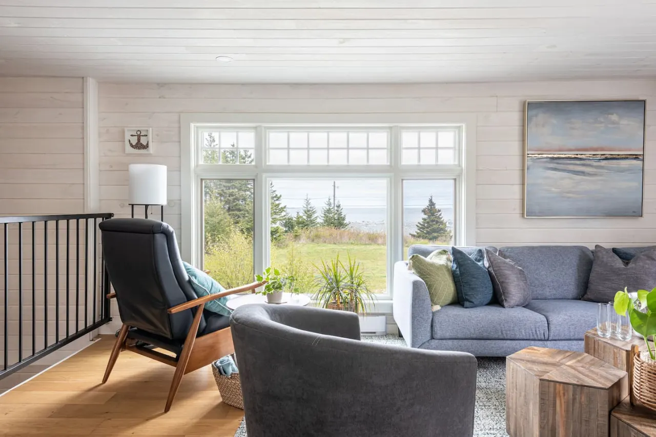 Puddin’ Pan - Cozy Beach House with Ocean View. Steps to Beach, Firepit 6