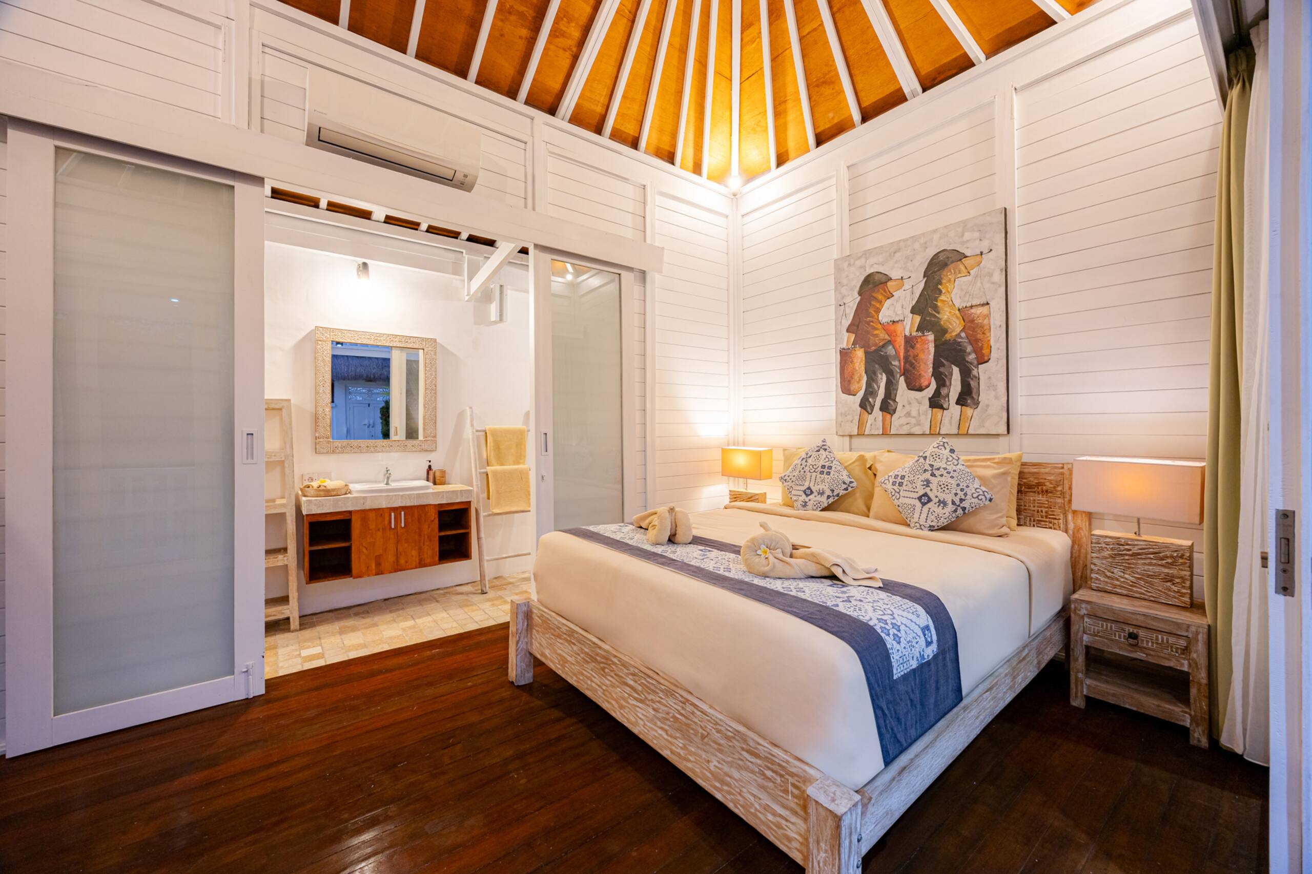 Villa in Seminyak – 10 min walk to Oberoi 21