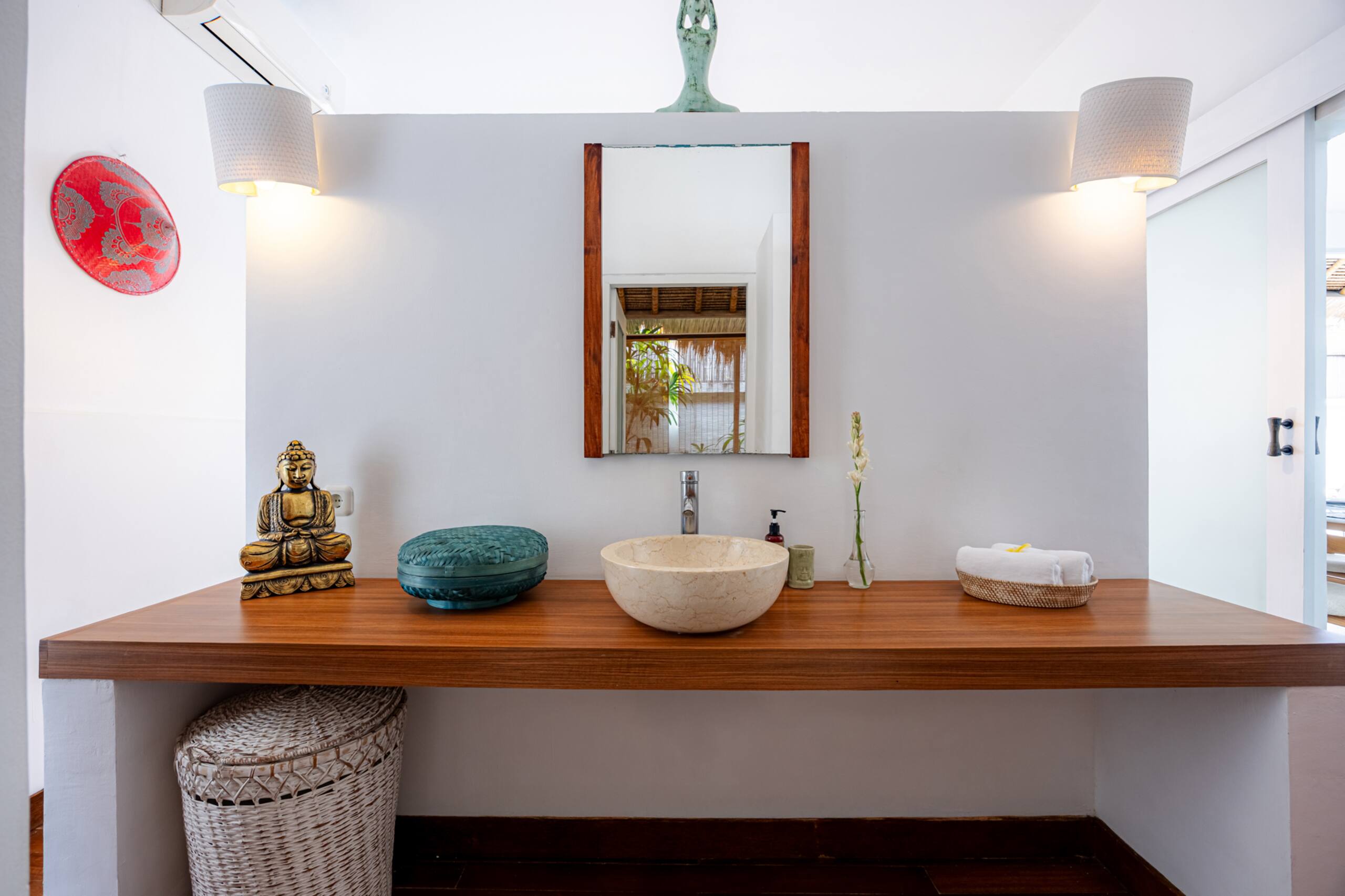 Villa in Seminyak – 10 min walk to Oberoi 26