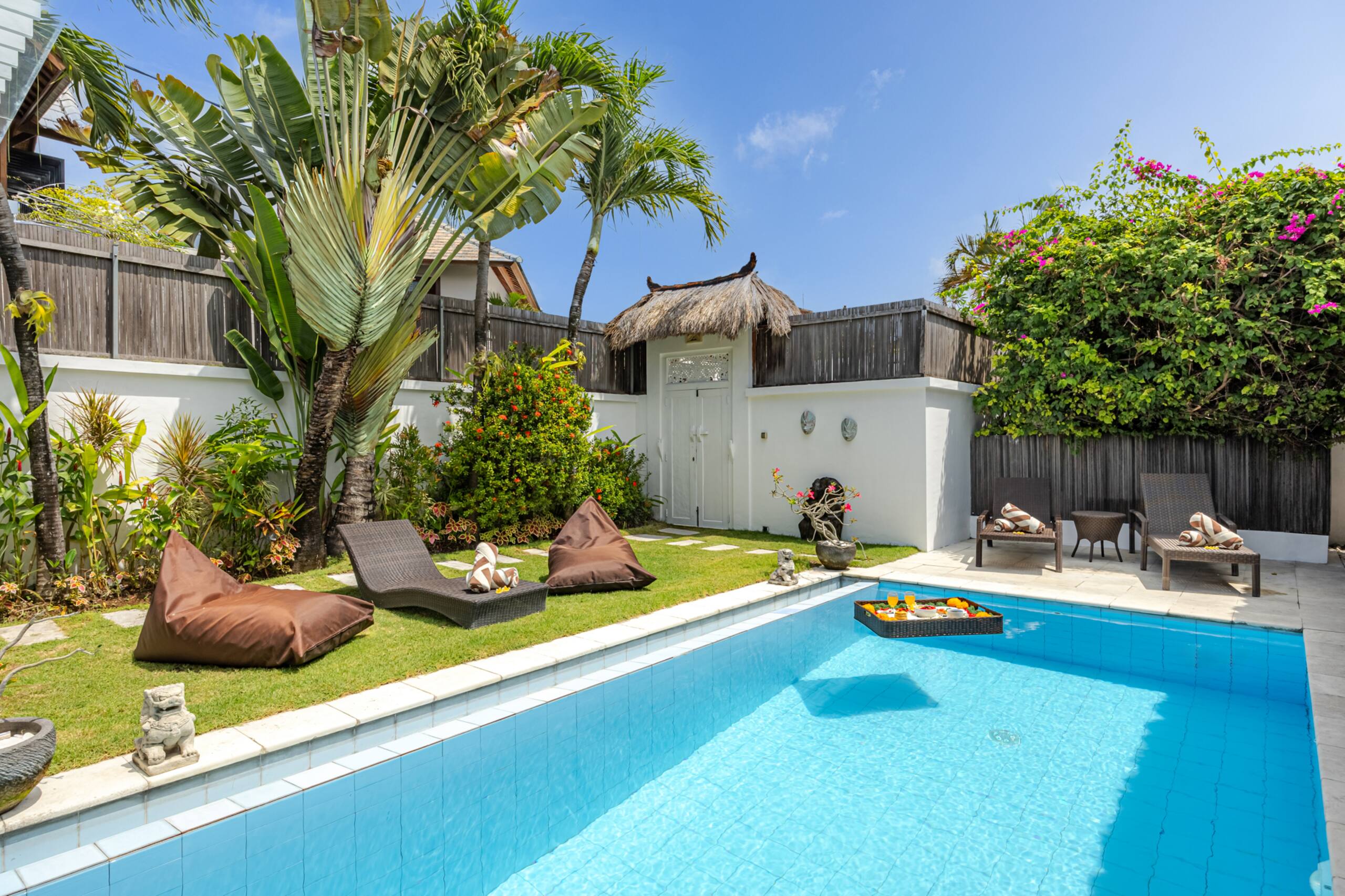 Villa in Seminyak – 10 min walk to Oberoi 38