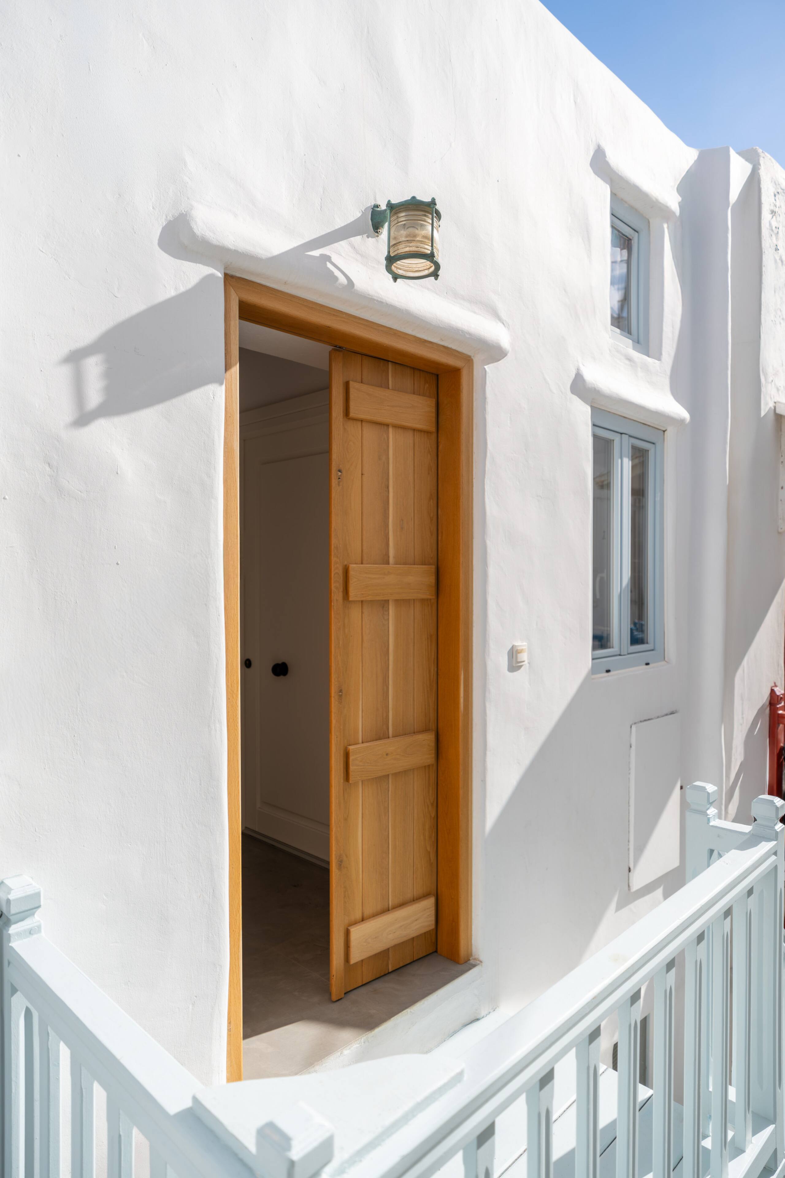 Skepi Fancy House|Elegant Terrace in Mykonos Town 21