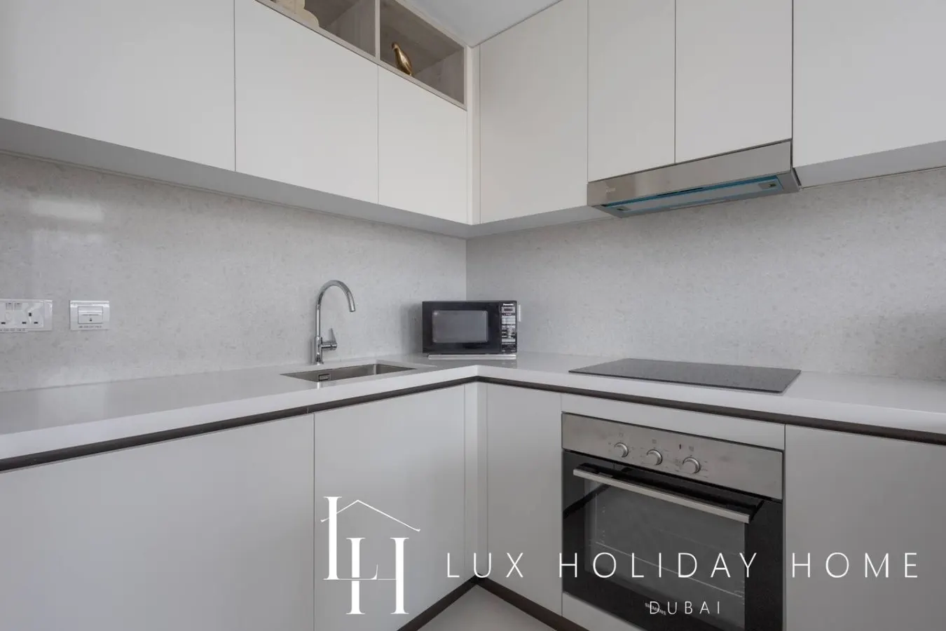 LUX The LIV Waterside Dubai marina 11