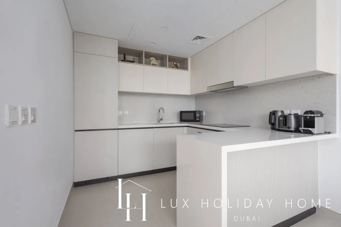 LUX The LIV Waterside Dubai marina 12