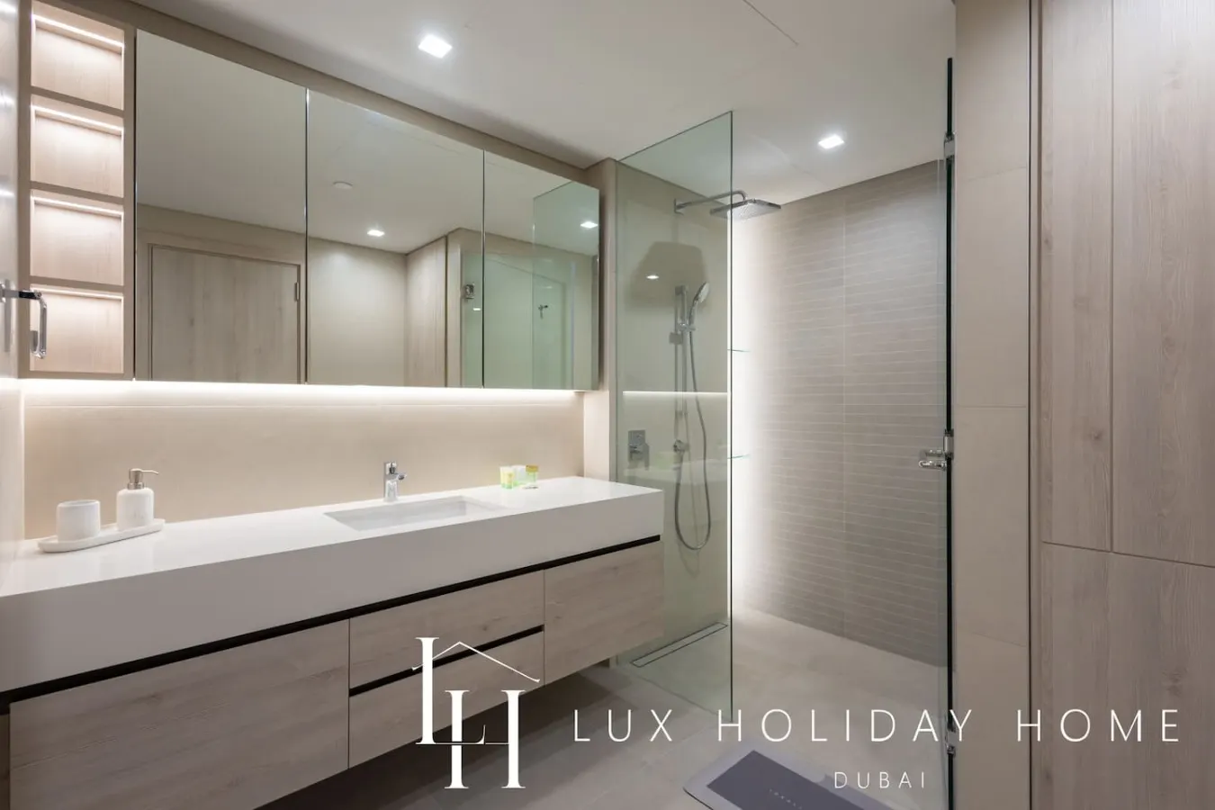 LUX The LIV Waterside Dubai marina 20