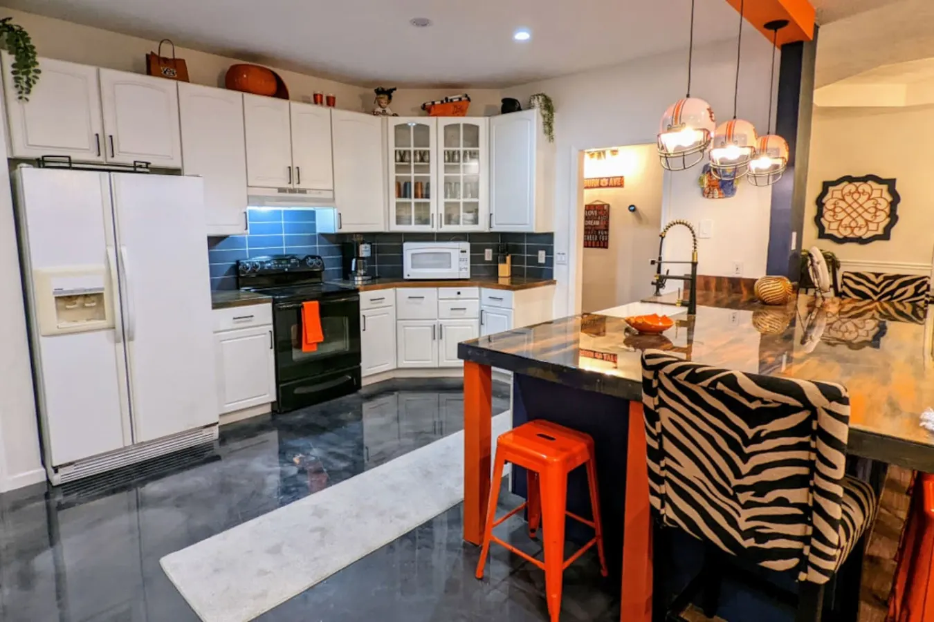 TigerDen — On 20 acres 20-25 Minutes to Auburn 7