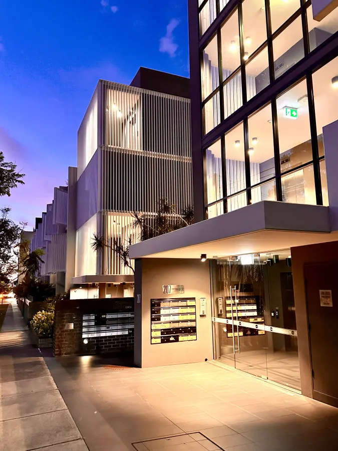 Luxury Aircon Apartment -Free parking, Walk to Hospital, UNSW & Dining