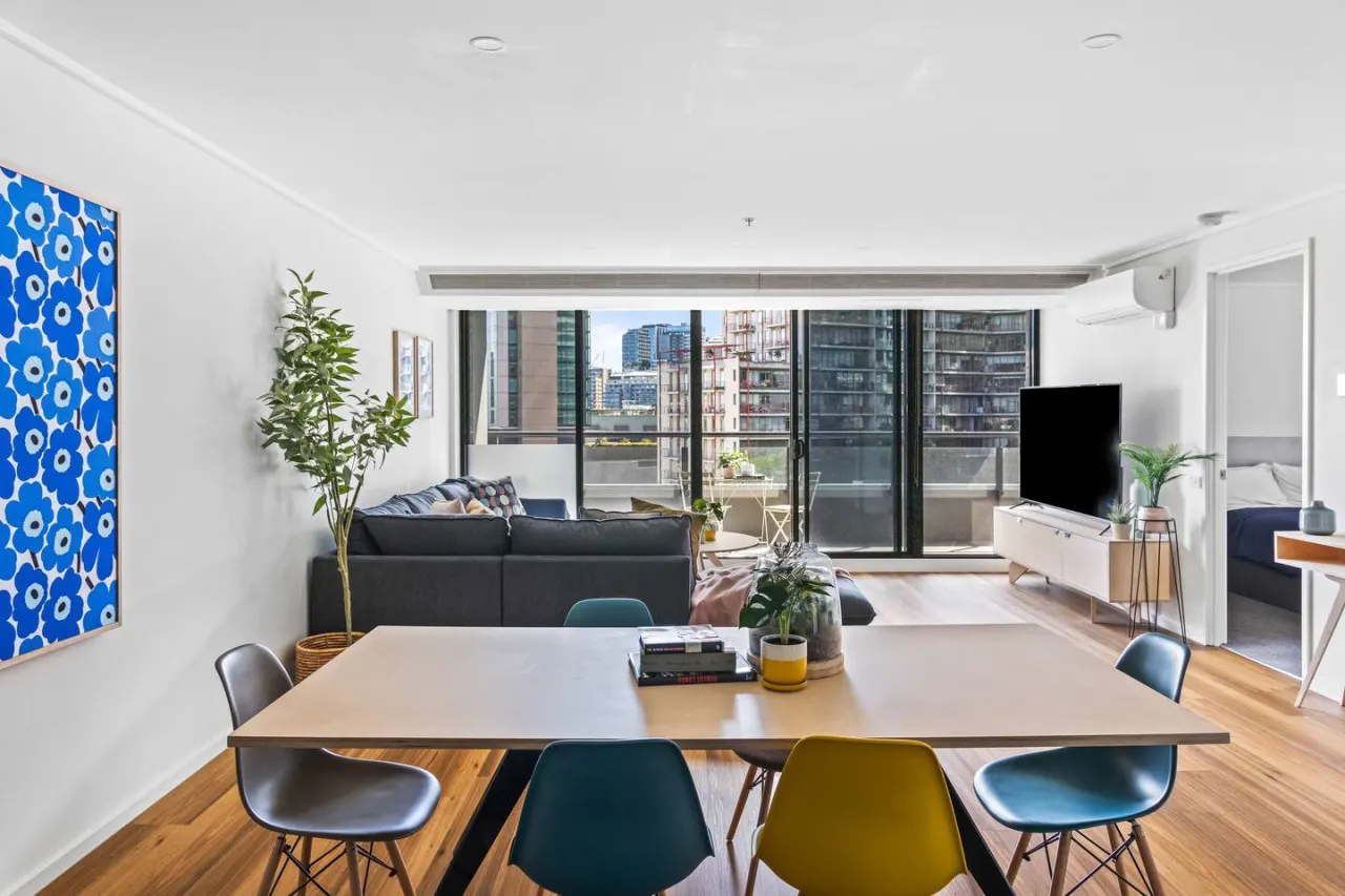 Andi - Your Spacious 3bed/2bath Melbourne Home! 3