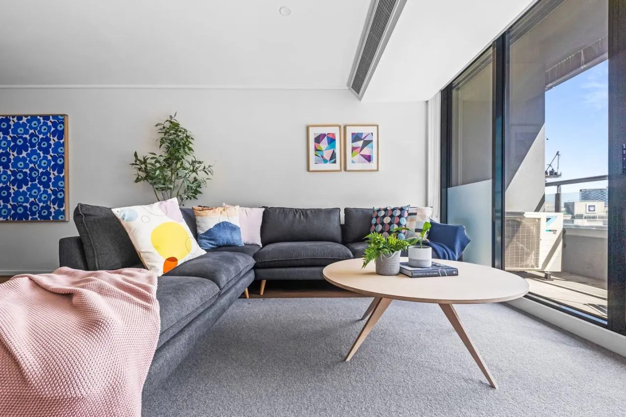 Andi - Your Spacious 3bed/2bath Melbourne Home! 4