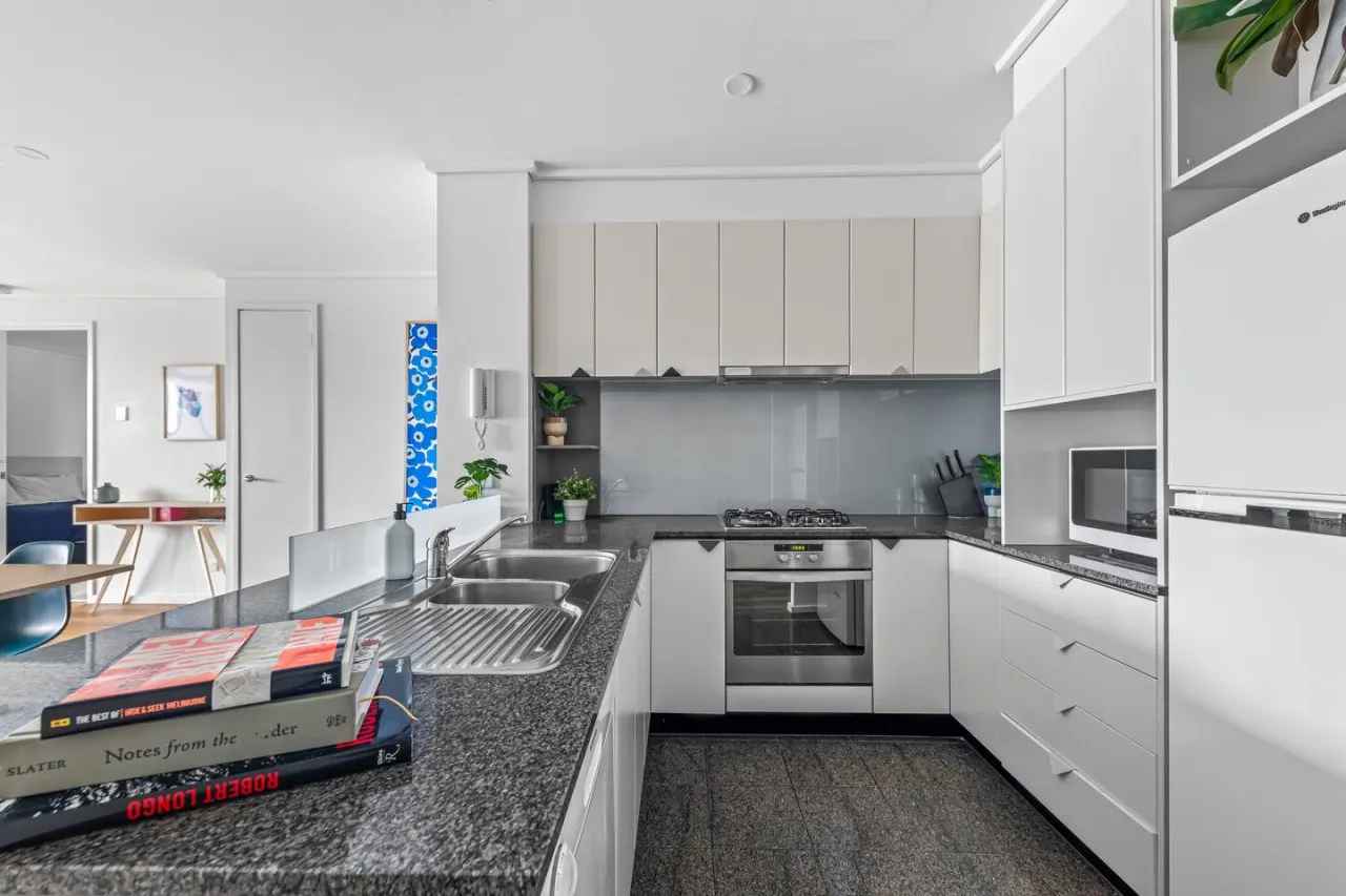 Andi - Your Spacious 3bed/2bath Melbourne Home! 7
