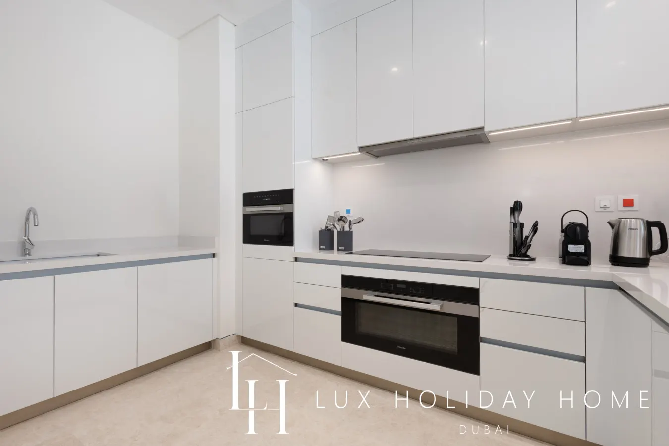 LUX The District One Lagoon View Townhouse 15