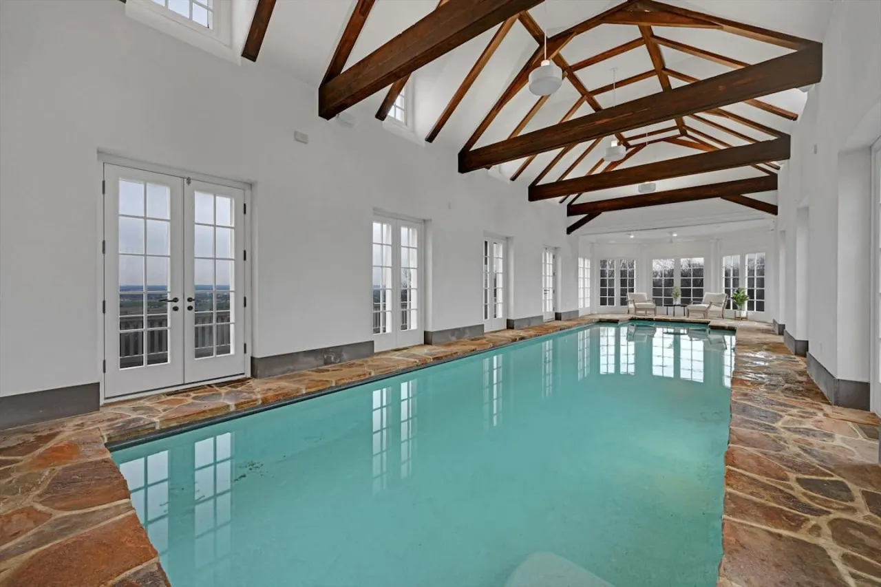 Roundtop Mansion on 135 Acre Estate with Indoor Pool — photo 2