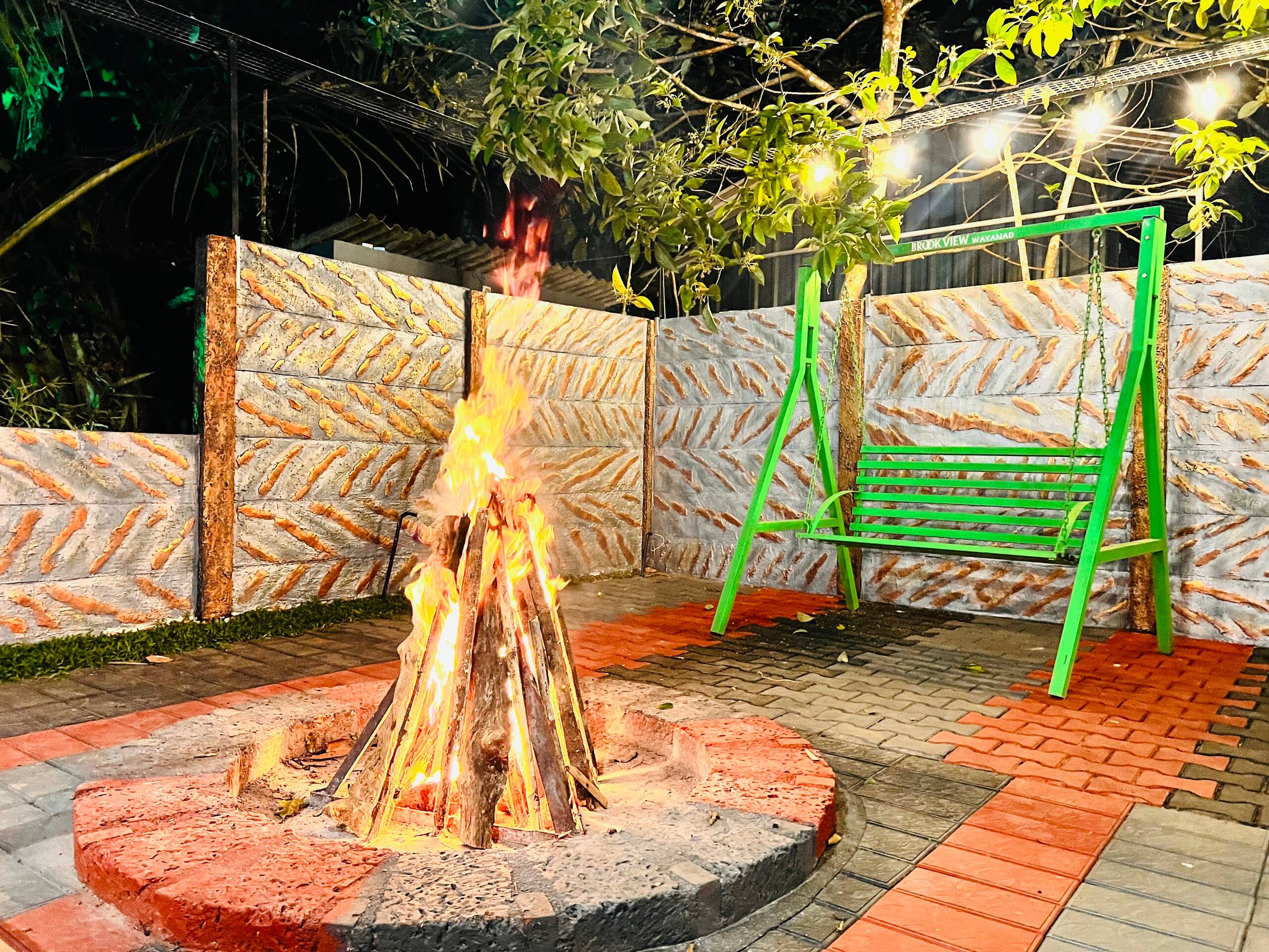 "Brookview"-Mesmerizing Coffee Villa with Pool 3BR 29