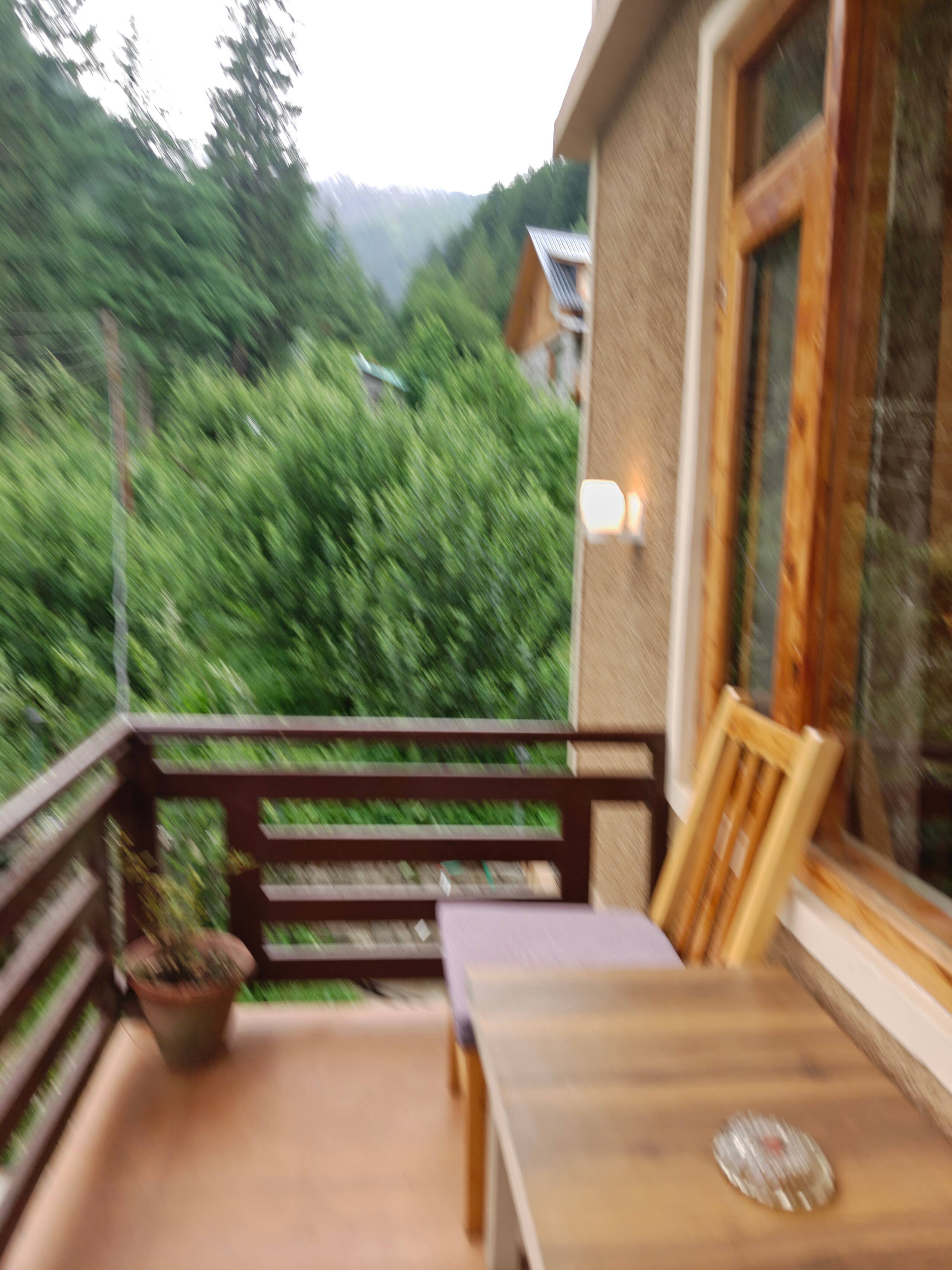 Yutori Homestay Manali | 6-BR Villa 33