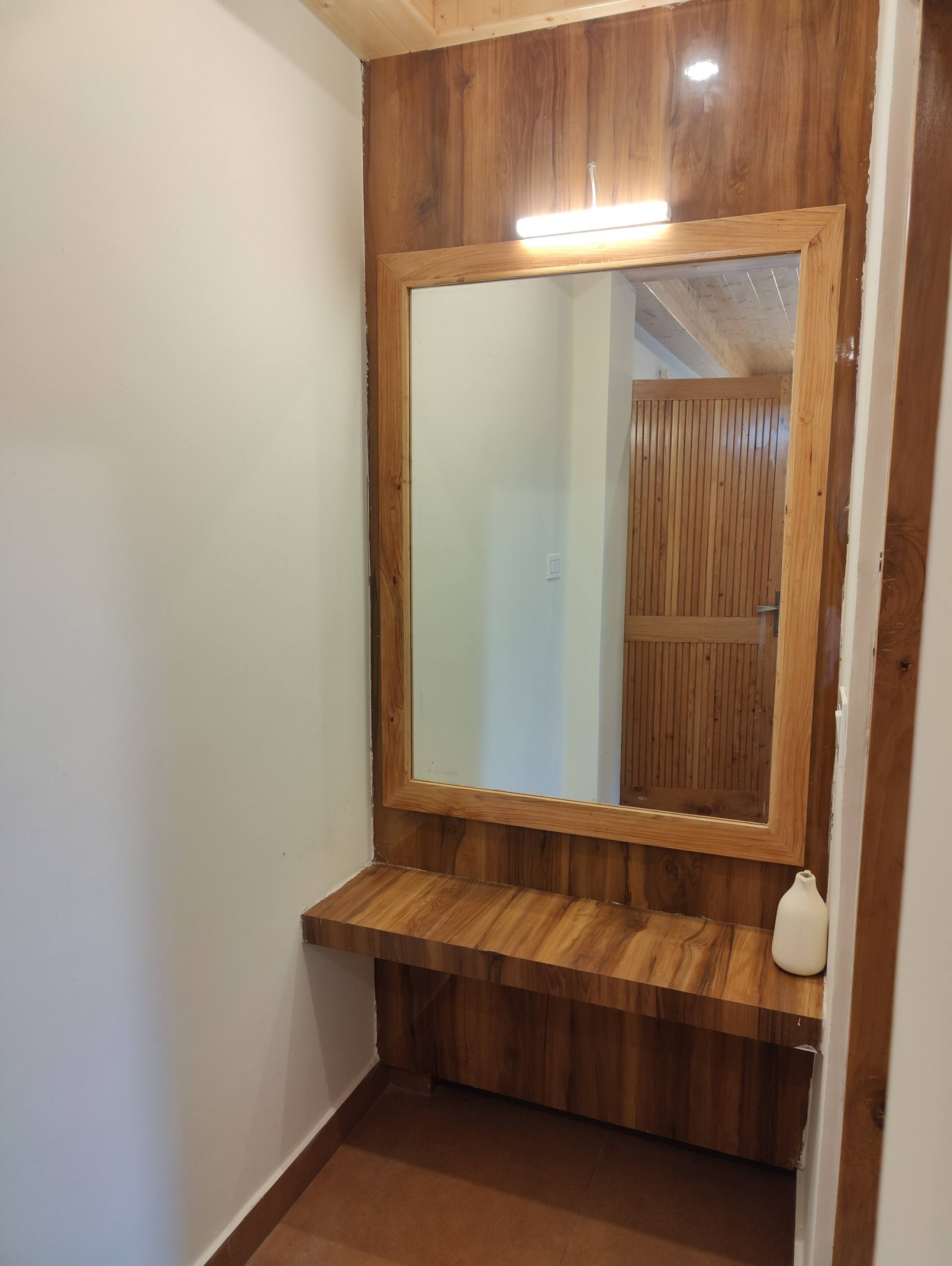 Yutori Homestay Manali | 6-BR Villa 23