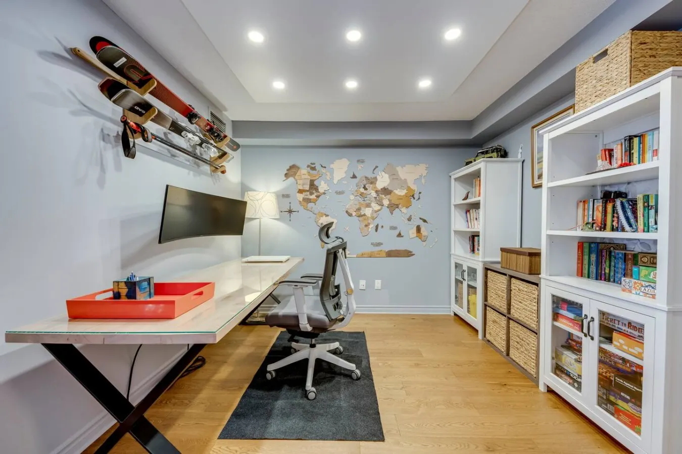 Stylish 1BR Condo Large Home Office City Views 12