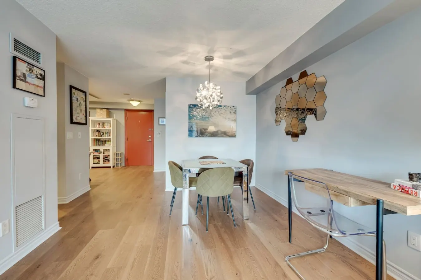 Stylish 1BR Condo Large Home Office City Views 18