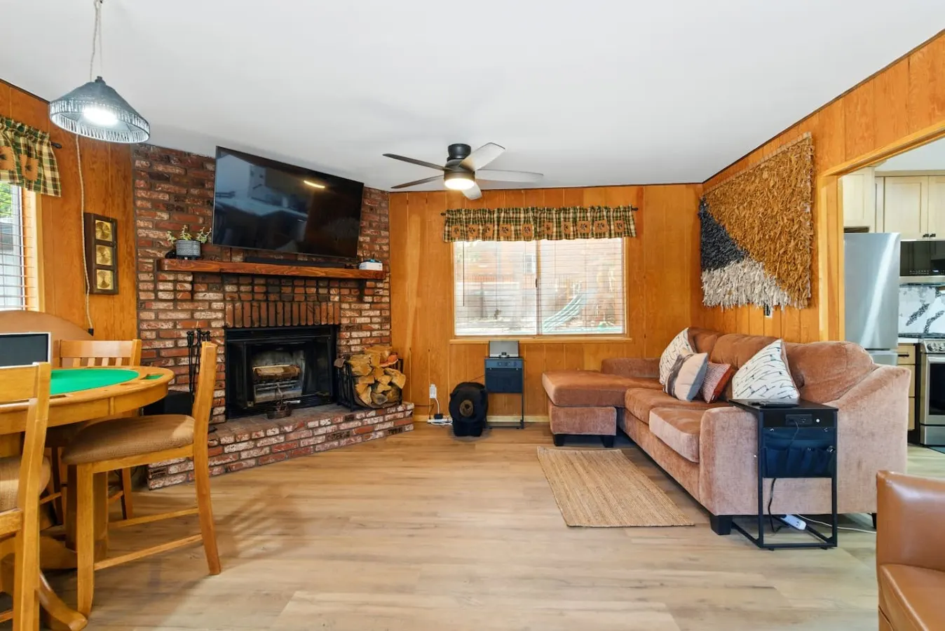 Big Bear Cabana Near Lake W/ Hot Tub, Shuffleboard 18