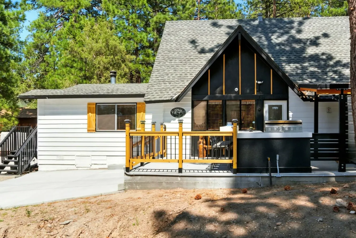 Big Bear Cabana Near Lake W/ Hot Tub, Shuffleboard — photo 5