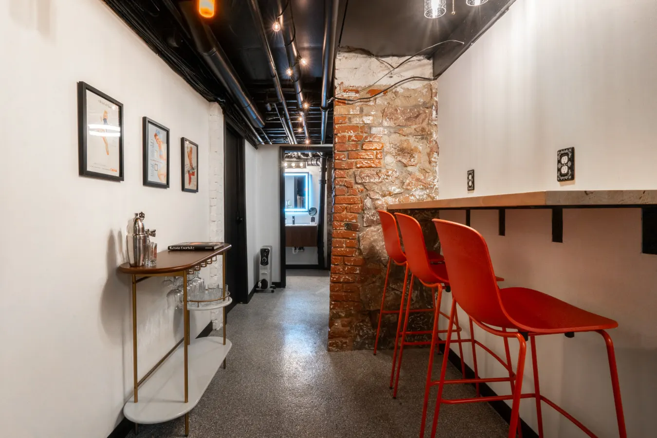 1925 Speakeasy: Sauna, hot tub, walk downtown 7