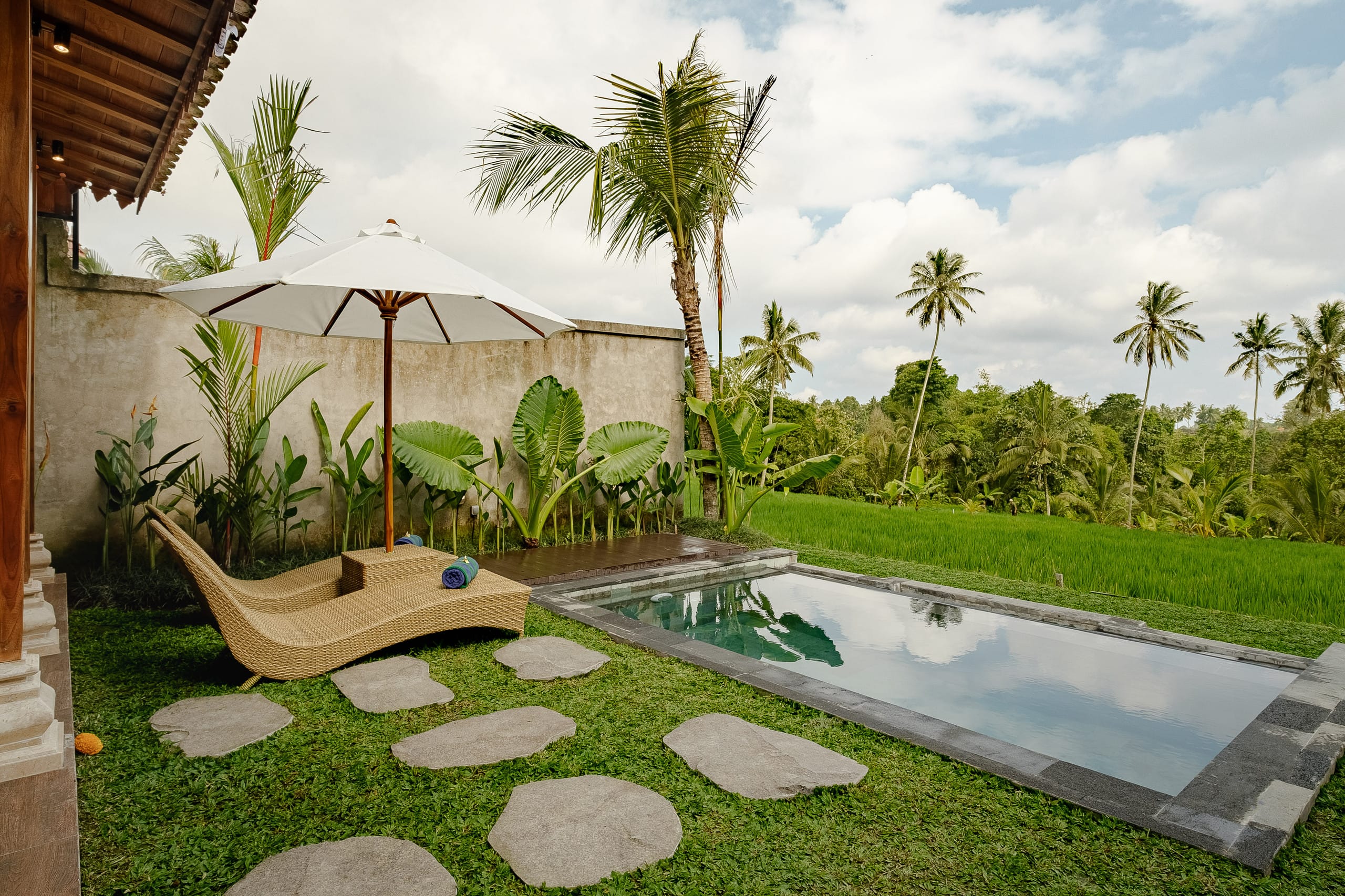 Serene Wooden Private Pool Villa w/Rice Field View 8